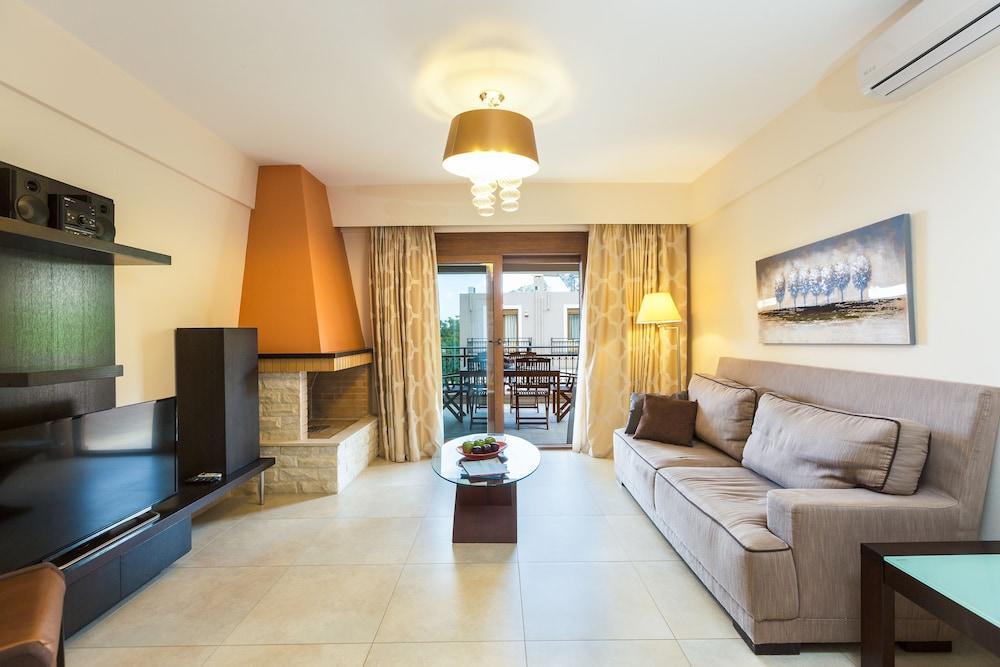 Pantheon Villas & Suites Vlikhádha Dış mekan fotoğraf