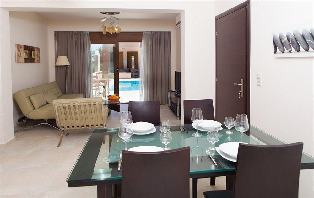 Pantheon Villas & Suites Vlikhádha Dış mekan fotoğraf