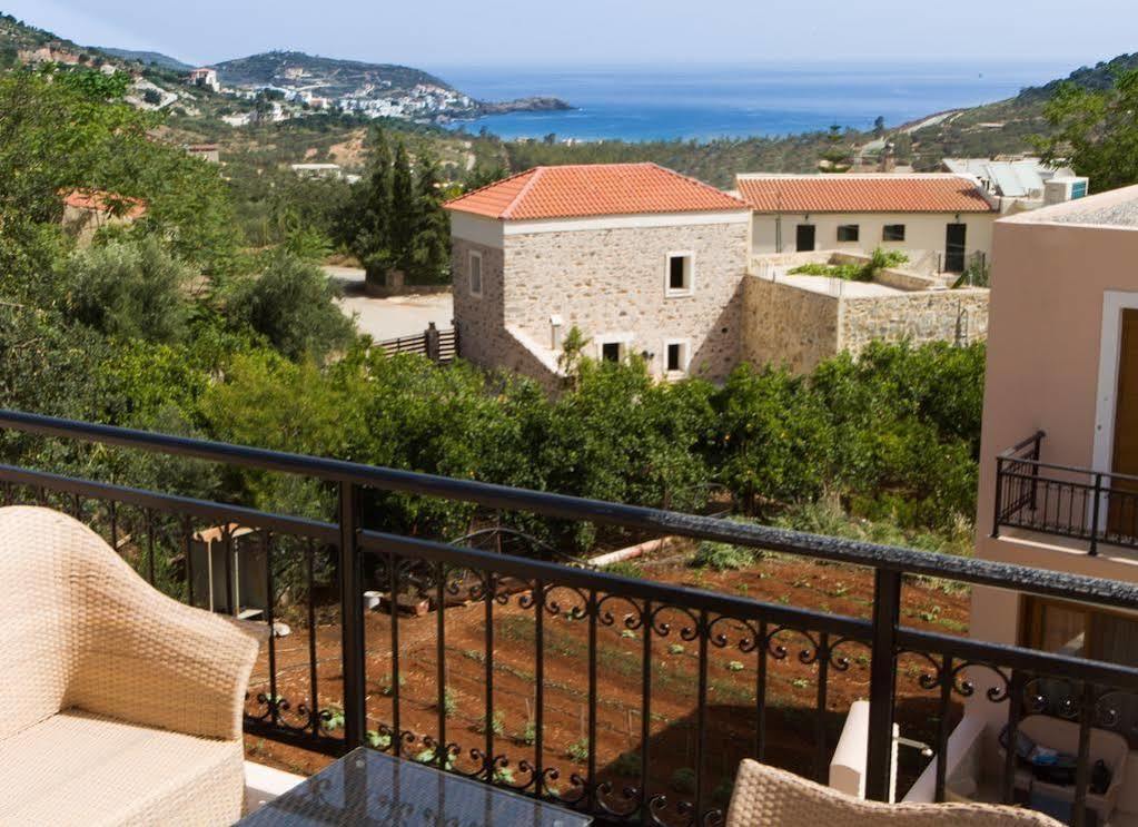 Pantheon Villas & Suites Vlikhádha Dış mekan fotoğraf
